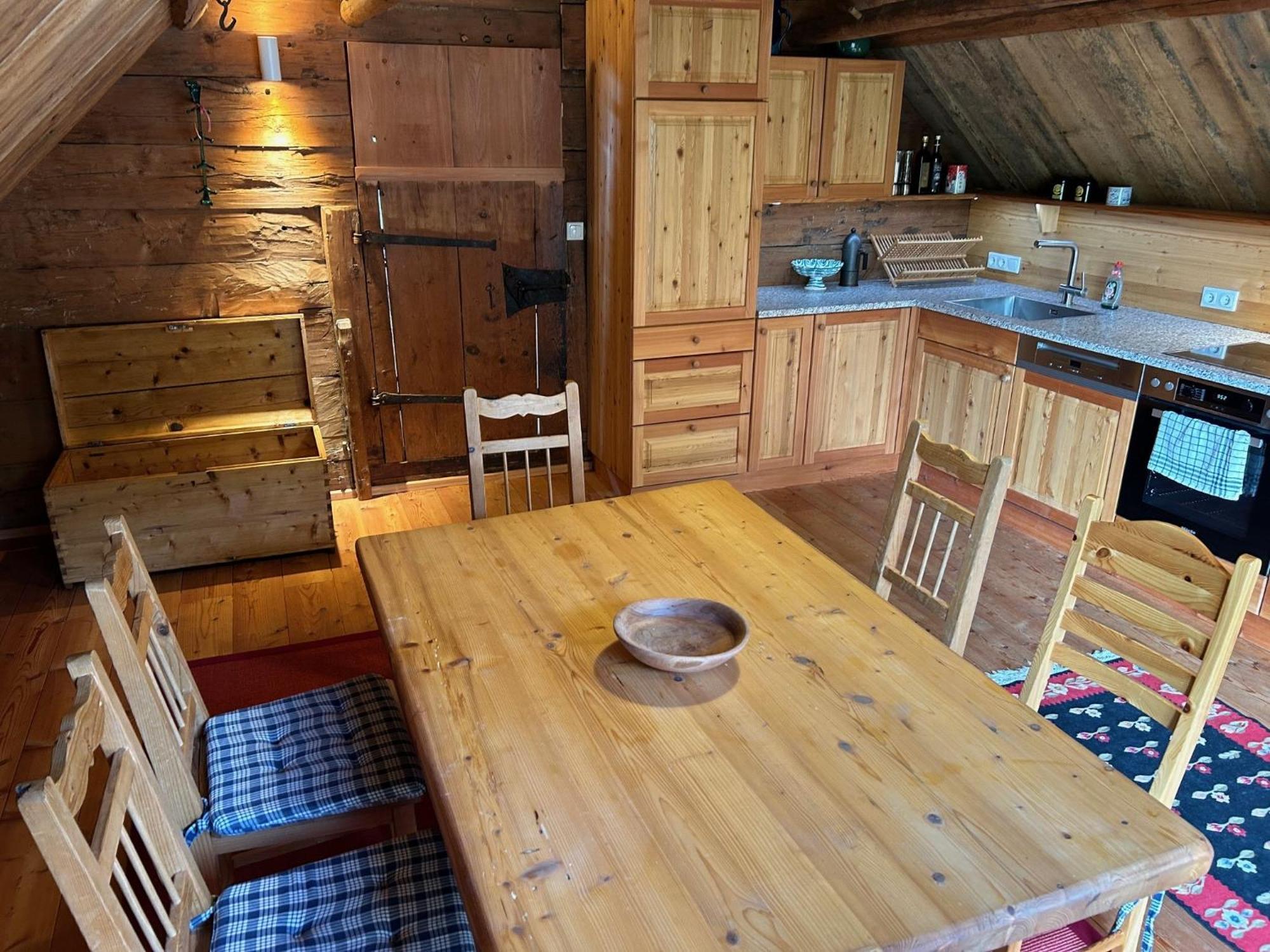 Charmante Gaestewohnung In Altem Bauernhaus In Alpiner Alleinlage Stanz Im Murztal Eksteriør bilde